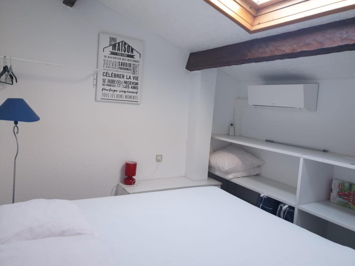Appartement Climatise A 800M De La Plage Fréjus Dış mekan fotoğraf