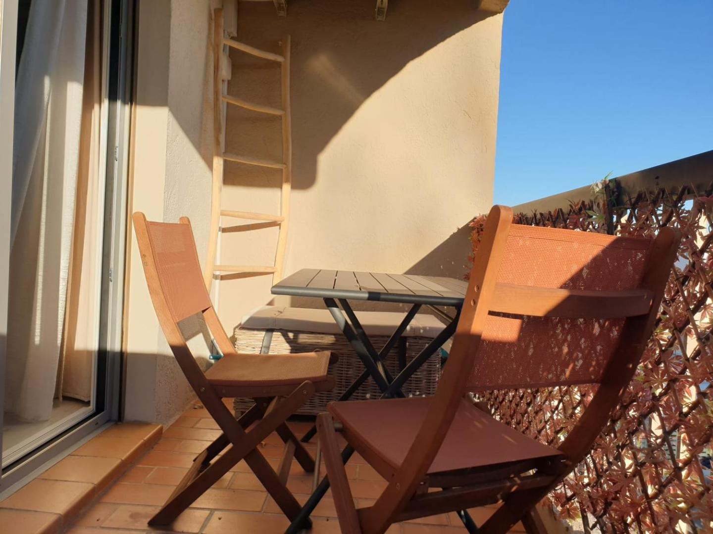 Appartement Climatise A 800M De La Plage Fréjus Dış mekan fotoğraf